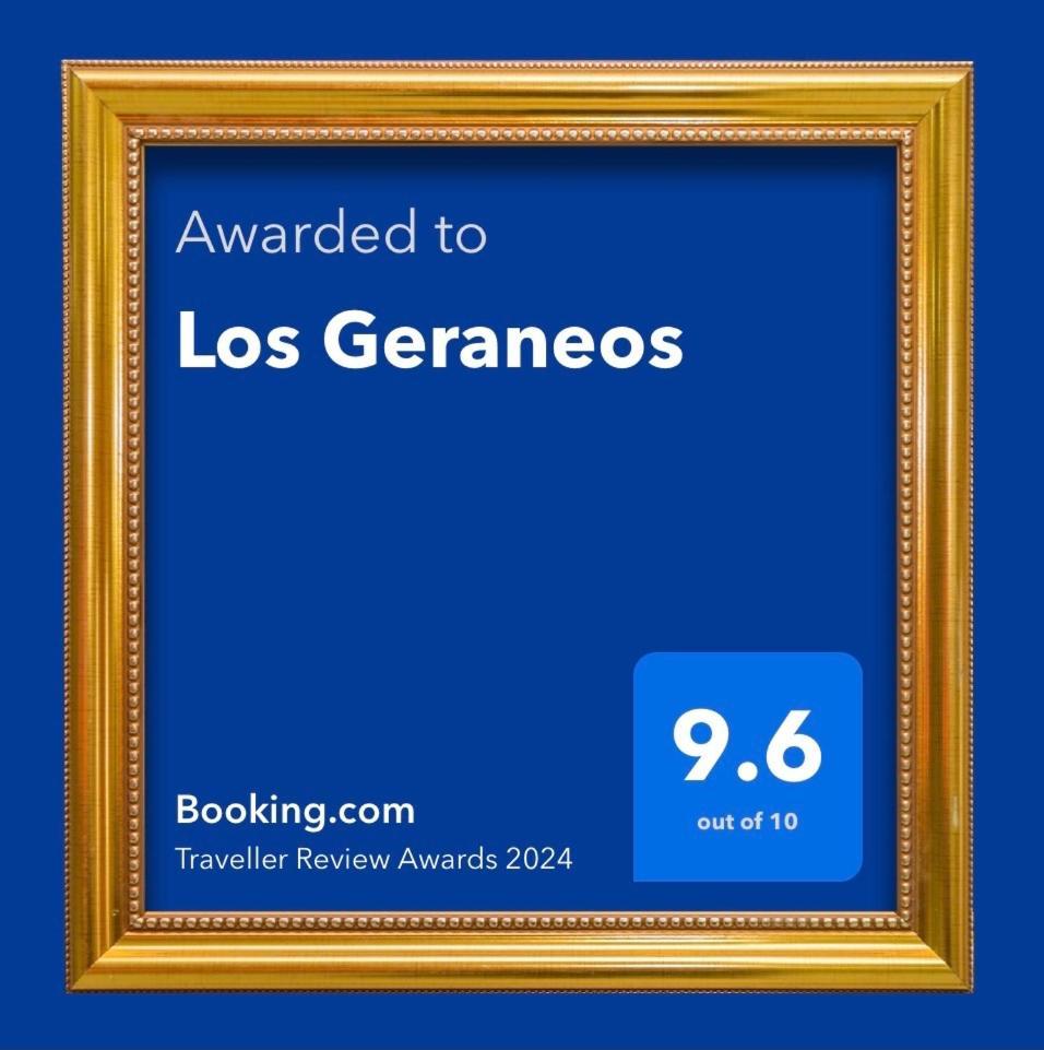 Los Geraneos Aguilas Ngoại thất bức ảnh